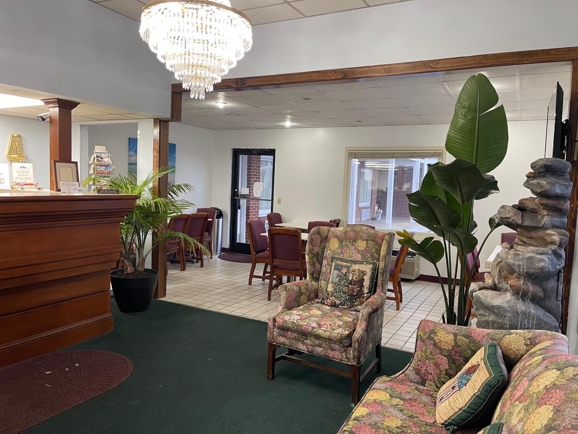 Hamilton Inn Jonesville I-77 Экстерьер фото